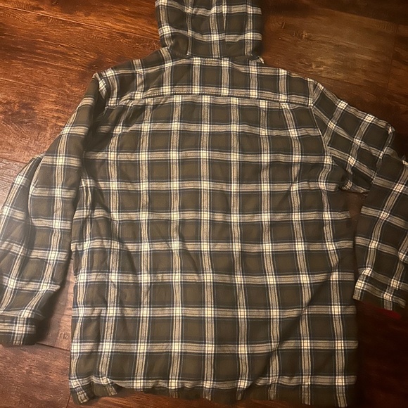 LL Bean Flannel button up hoodie - Picture 5 of 5